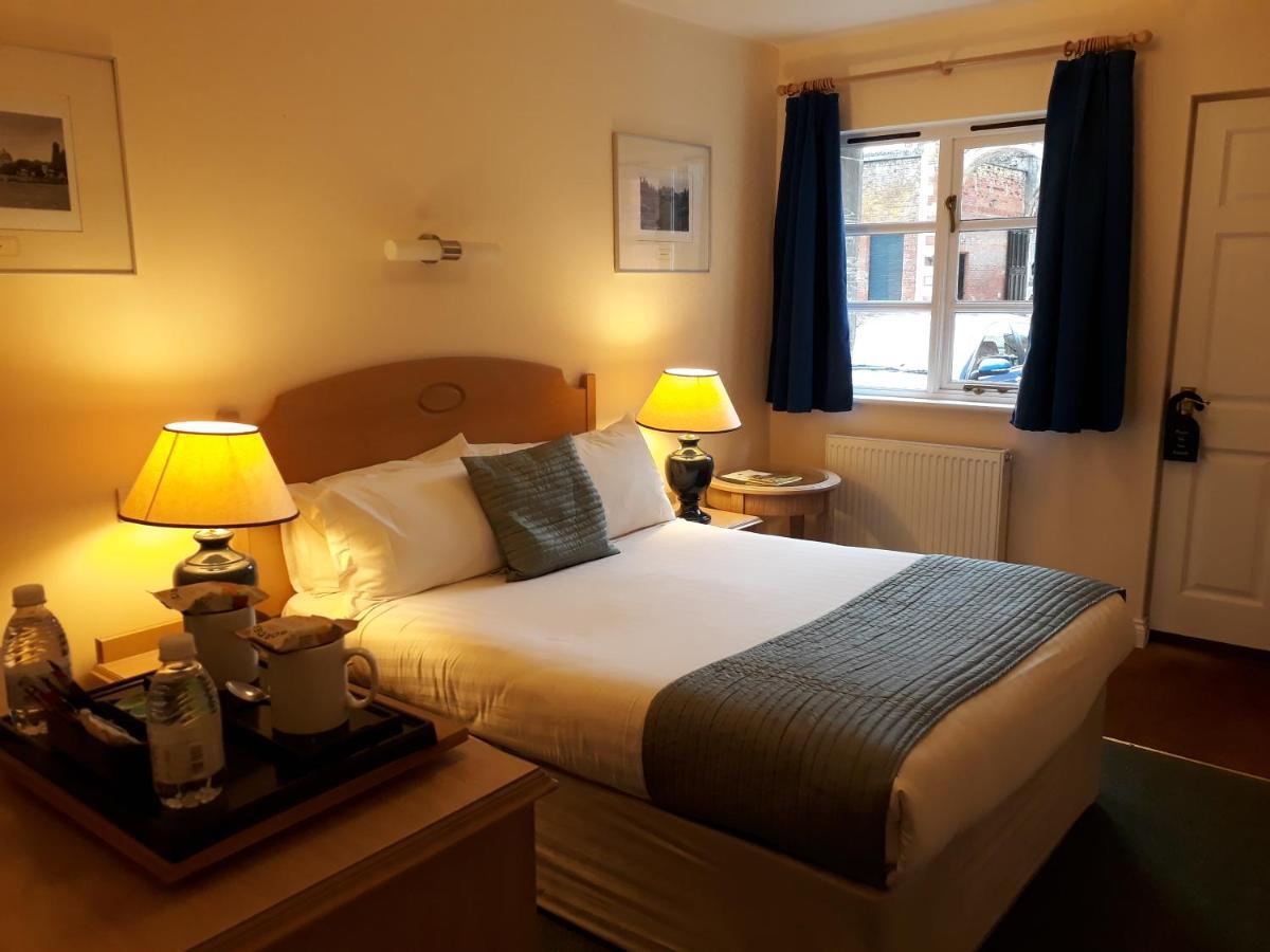 Lynford Hall Hotel 펀드포드 외부 사진