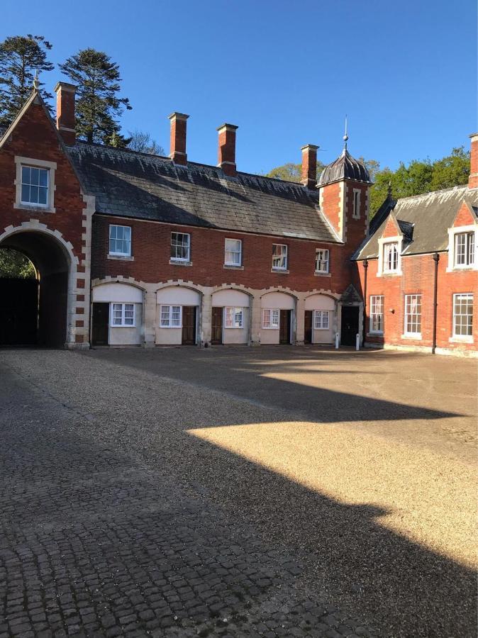 Lynford Hall Hotel 펀드포드 외부 사진